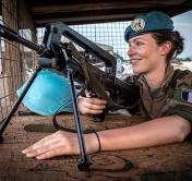 Как выглядят девушки-военнослужащие разных стран? Большой фотофакт