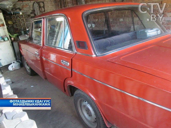 Сразу две аварии в Борисове: пьяный водитель сбил пешехода, а иномарка сбила мопед
