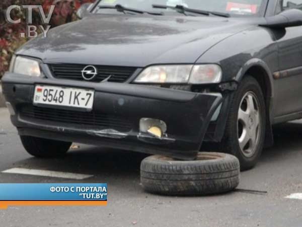 В Минске пьяный водитель врезался в «МАЗ» пожарной службы с включенной сиреной и повредил еще два авто