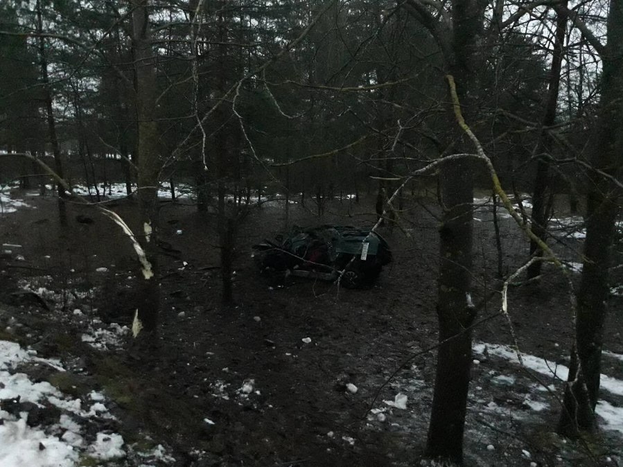 Смертельное ДТП в Полоцком районе: 28-летний бесправник разбился на Citroen -4