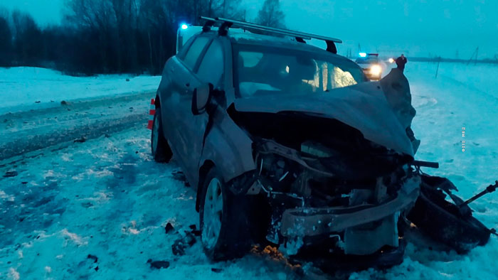 Лобовое ДТП под Воложином. Водитель за рулём Lada на встречке столкнулся с «Газелью»