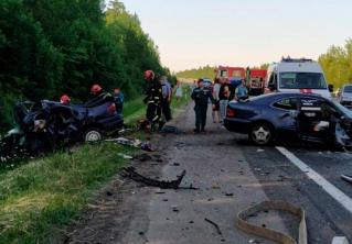 «Скончались на месте происшествия». Комментарии ГАИ по поводу аварии с тремя погибшими под Борисовом