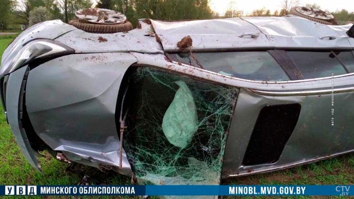 В Минском районе пьяный водитель не справился с управлением, машина опрокинулась-1