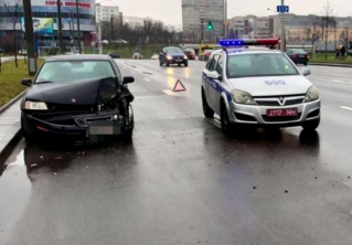 Не учёл погодные условия. В Минске столкнулись легковушка и МАЗ