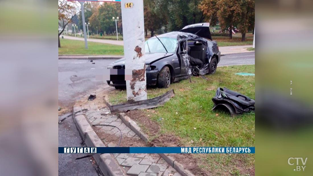 На Притыцкого автомобиль влетел в столб. Водитель погиб-1
