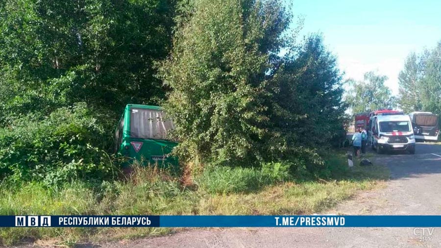 ДТП с пассажирским автобусом произошло в Столинском районе. СК возбудил уголовное дело-1