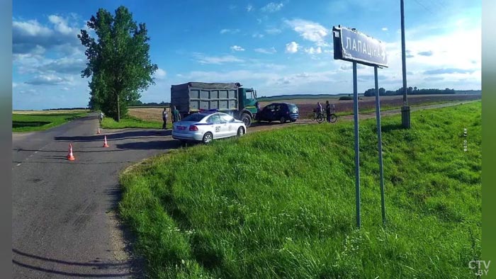 В Солигорском районе МАЗ врезался в Renault – водитель легковушки госпитализирован-1