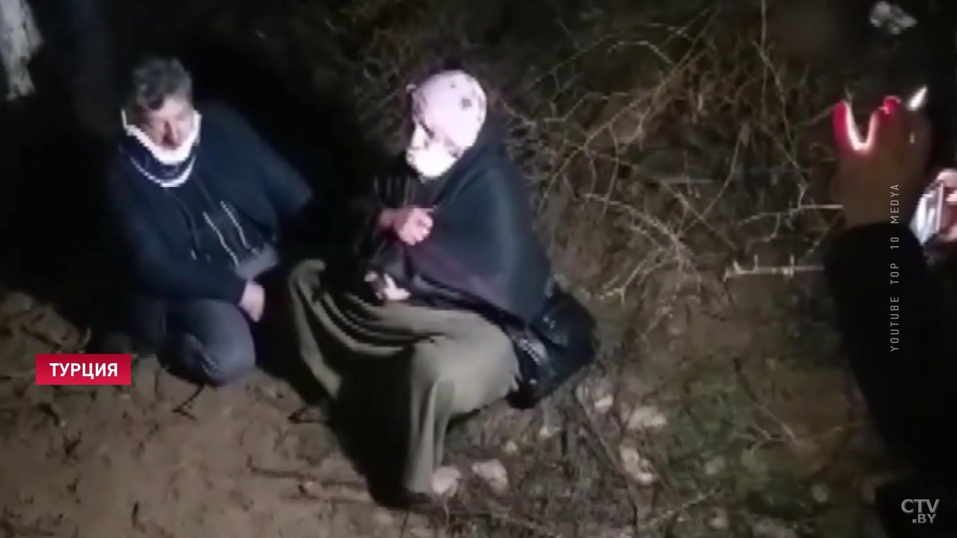В Турции перевернулся пассажирский автобус, пострадали 39 человек-1