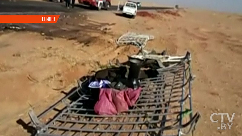 11 пассажиров пострадали в аварии с маршруткой в Египте: вероятно, водитель превысил скорость-1