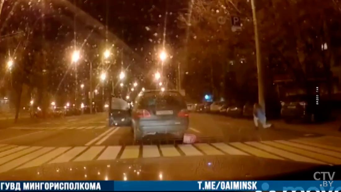 Ford сбил женщину с ребёнком на Старовиленском тракте в Минске-1