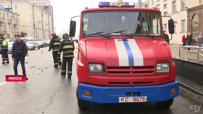 Три женщины доставлены в больницу после аварии на улице Московской в Минске-16