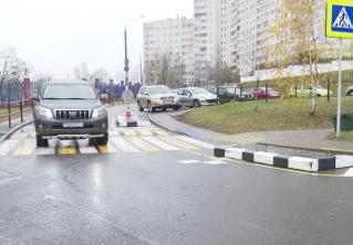В Минске ищут водителя, который сбил девушку на пешеходном переходе и скрылся