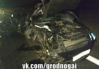 Вблизи Скиделя Audi врезалась в полуприцеп фуры Renault