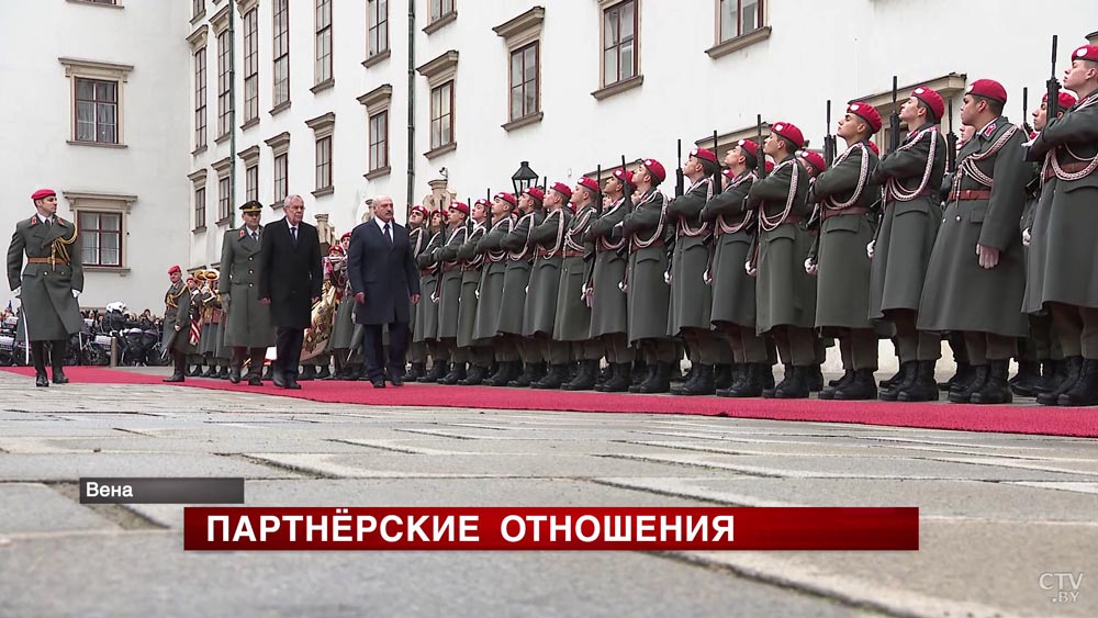 Контракты на миллионы и диалог на языке партнерства. Подробности исторического визита в Вену Александра Лукашенко -7