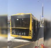 В Минске ехавшие с вызова спасатели потушили загоревшийся автобус