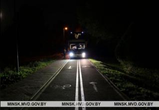 Пьяный водитель литовского автобуса катался по велодорожке в Минске
