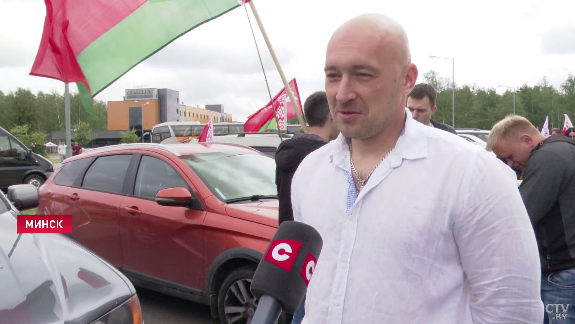 «Cохранить то, что мы имеем». О чём говорят участники автопробега «За единую Беларусь!»-9