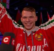Болельщик на матче финальной серии любительского турнира по хоккею: «Получаем очень большой заряд энергии, позитива»
