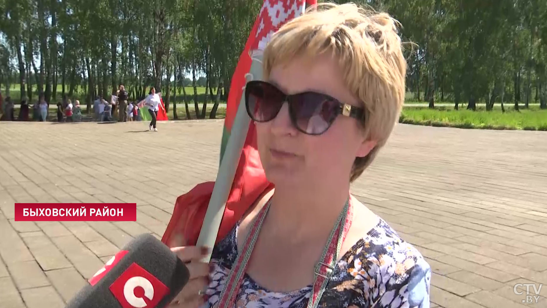 «Мирным путём, но защищать нашу прекрасную Родину». Зачем белорусы участвуют в автопробегах?-7