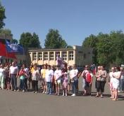 «Мирным путём, но защищать нашу прекрасную Родину». Зачем белорусы участвуют в автопробегах?