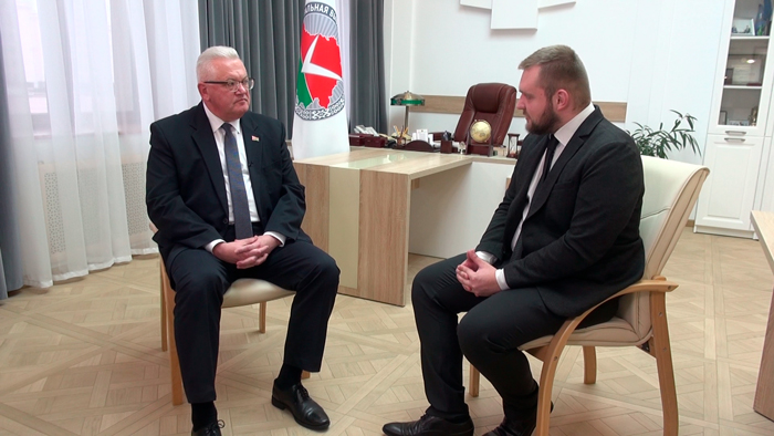 Игорь Карпенко: выборы превращаются в политическую дубину для дестабилизации обстановки в стране