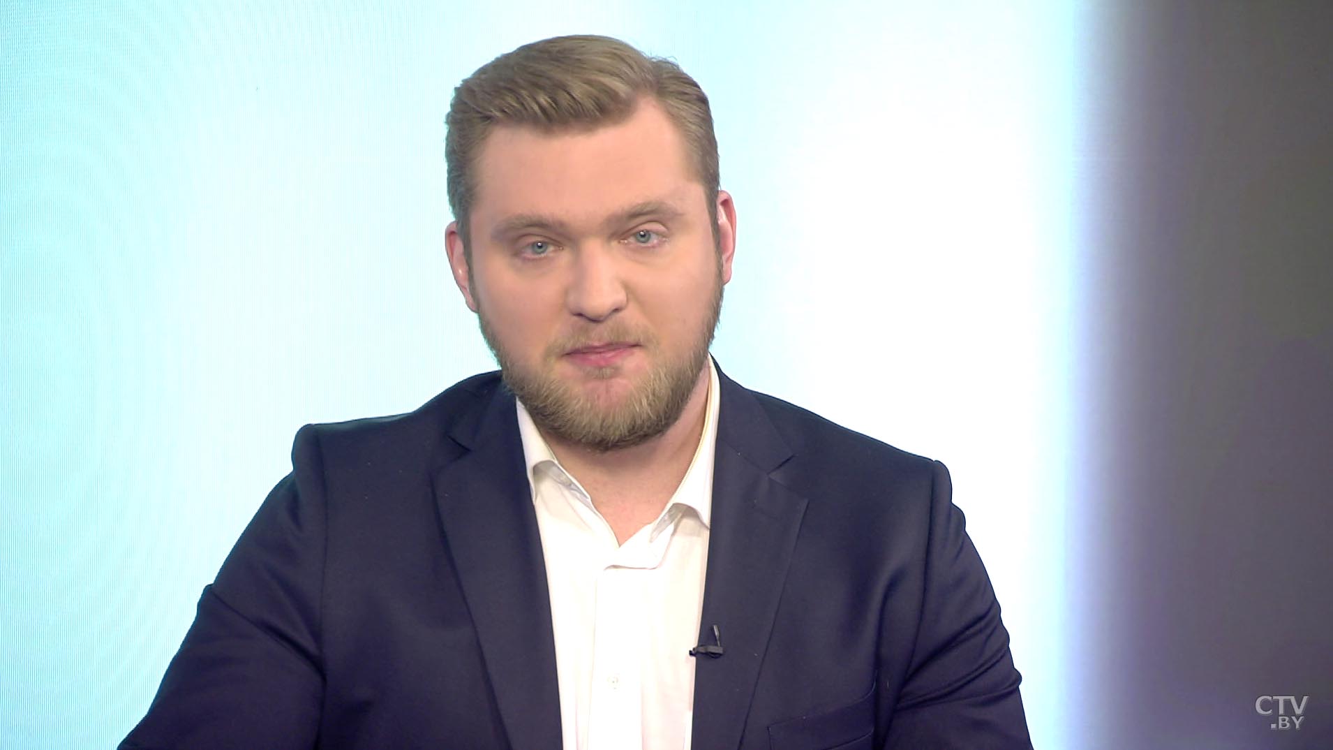 Григорий Азарёнок о Дмитрии Семченко: оказался трусом, который не смог вынести жалкого хейта в сети-1 Григорий Азарёнок о Дмитрии Семченко: оказался трусом, который не смог вынести жалкого хейта в сети-1