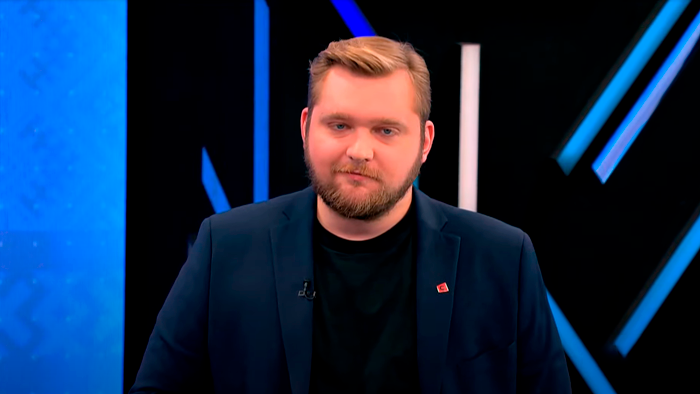 «Идеология стухла, сгнила, никто не верит». Азарёнок рассказал, чем Беларусь отличается от СССР