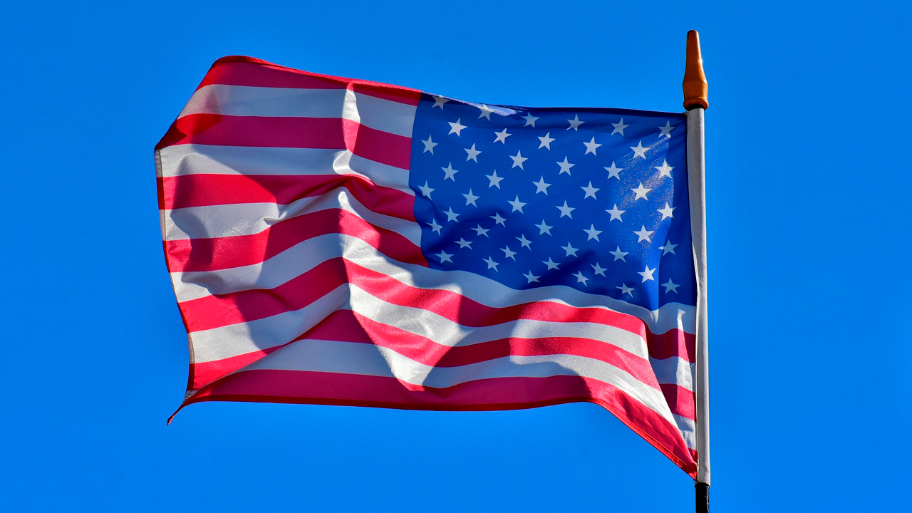 Встреча Трампа и Зеленского пройдет в 21:00 мск в воскресенье Встреча Трампа и Зеленского пройдет в 21:00 мск в воскресенье