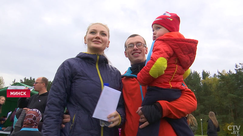 «Бежим с коляской!» Около Цнянского водохранилища прошёл семейный забег, посвящённый Дню матери-40