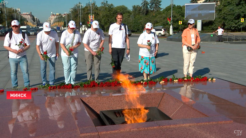 «Такая акция должна быть традицией». Активисты «Белой Руси» прошли по героическим улицам Минска-4