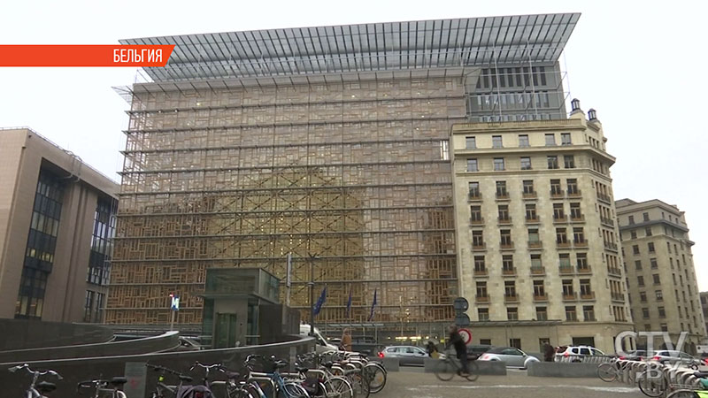 В Бельгии в пресс-службе экс-премьера получили конверт с неизвестным порошком: служащих экстренно эвакуировали