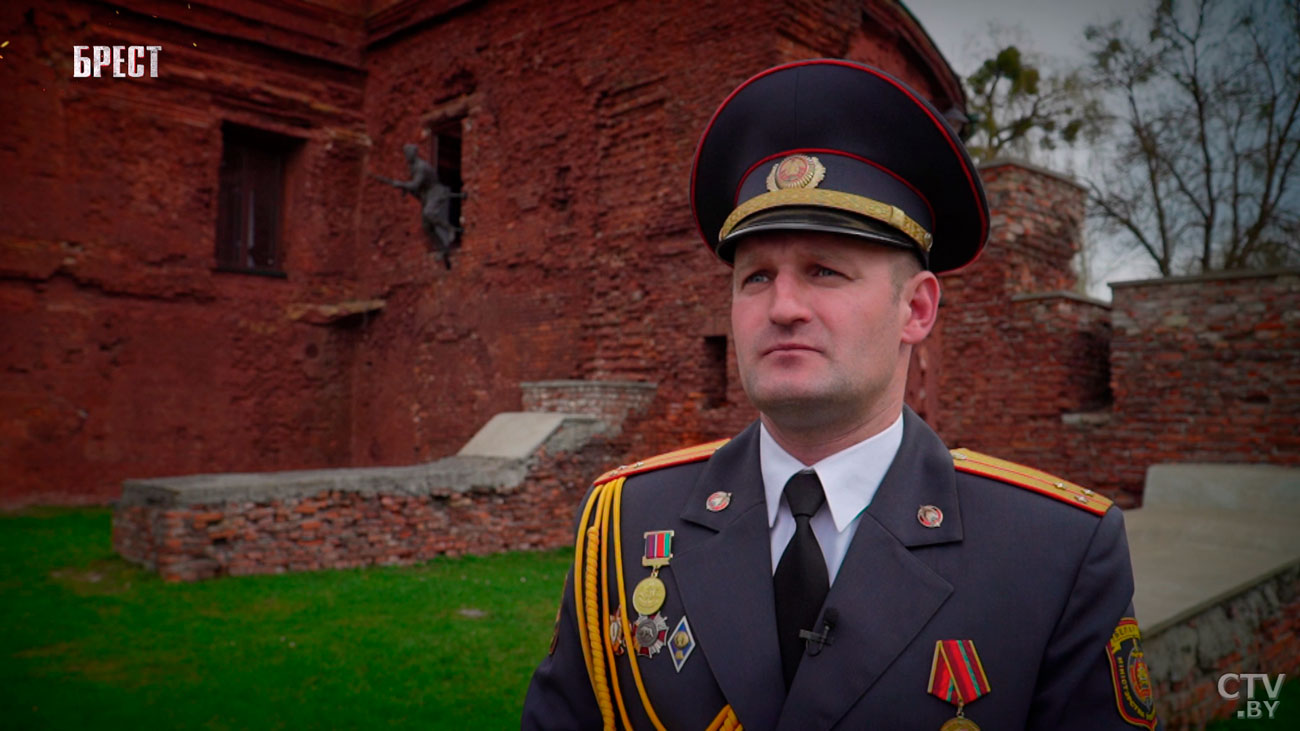 «Не получил ни царапины. Наверное, ангел-хранитель». Белорус рассказал о военных подвигах своих дедушек-13