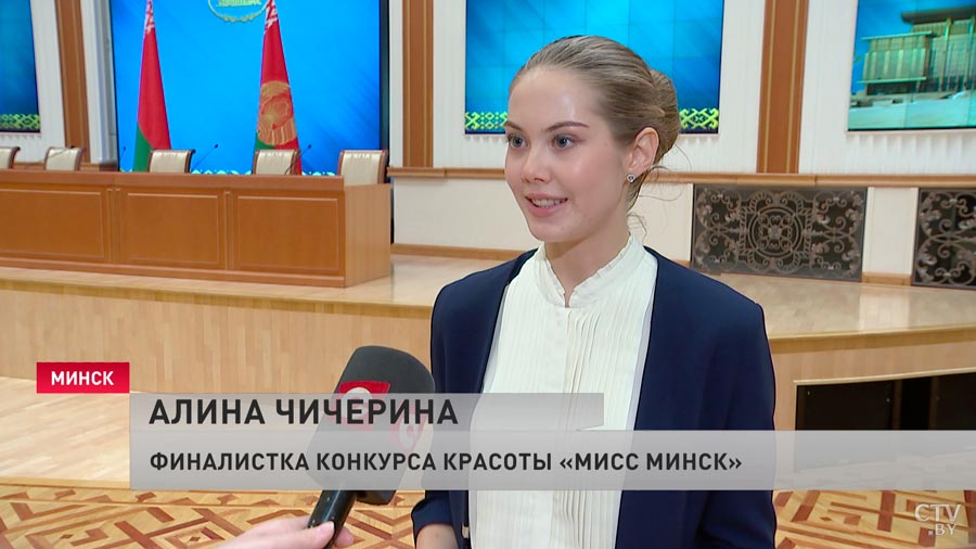 «Чтобы никто не расслаблялся». Что говорили белоруски на экскурсии во Дворце Независимости?-16 «Чтобы никто не расслаблялся». Что говорили белоруски на экскурсии во Дворце Независимости?-16