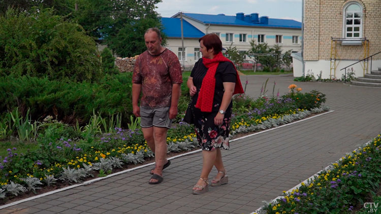 Вынужденно сменила профессию и помогает людям. Пообщались с «Женщиной года» Валентиной Багловой-10 Вынужденно сменила профессию и помогает людям. Пообщались с «Женщиной года» Валентиной Багловой-10