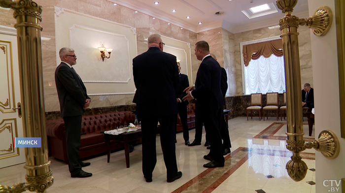 Кто составит костяк партий и о чём Президент говорит с их руководителями? Главные тезисы встречи-13 Кто составит костяк партий и о чём Президент говорит с их руководителями? Главные тезисы встречи-13