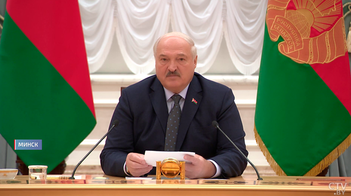 Кто составит костяк партий и о чём Президент говорит с их руководителями? Главные тезисы встречи-1 Кто составит костяк партий и о чём Президент говорит с их руководителями? Главные тезисы встречи-1