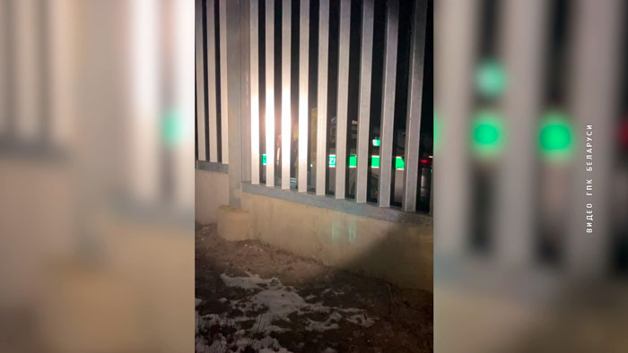 Белорусские пограничники предотвратили вытеснение беженцев с польской стороны