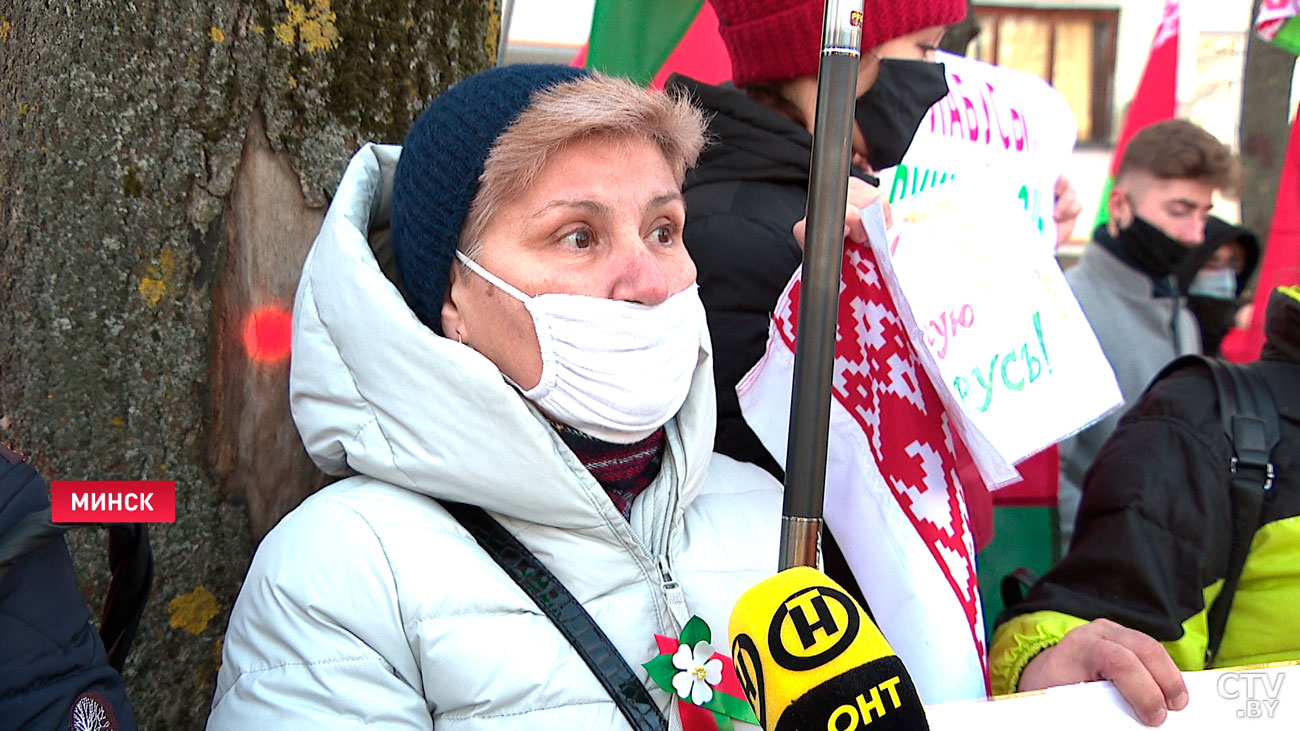 Жительница Минска: нечестно и несправедливо другим государствам вмешиваться в наши дела-4
