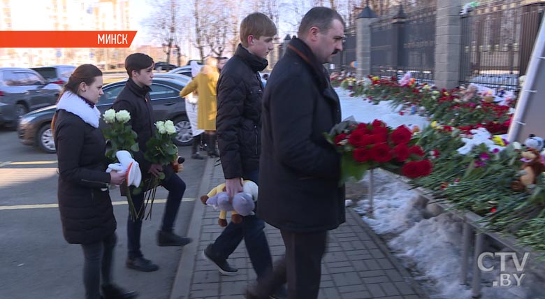«Дай Бог им силы и мужества пережить эту страшную трагедию». Неделя со дня пожара в ТЦ в Кемерово-34 «Дай Бог им силы и мужества пережить эту страшную трагедию». Неделя со дня пожара в ТЦ в Кемерово-34