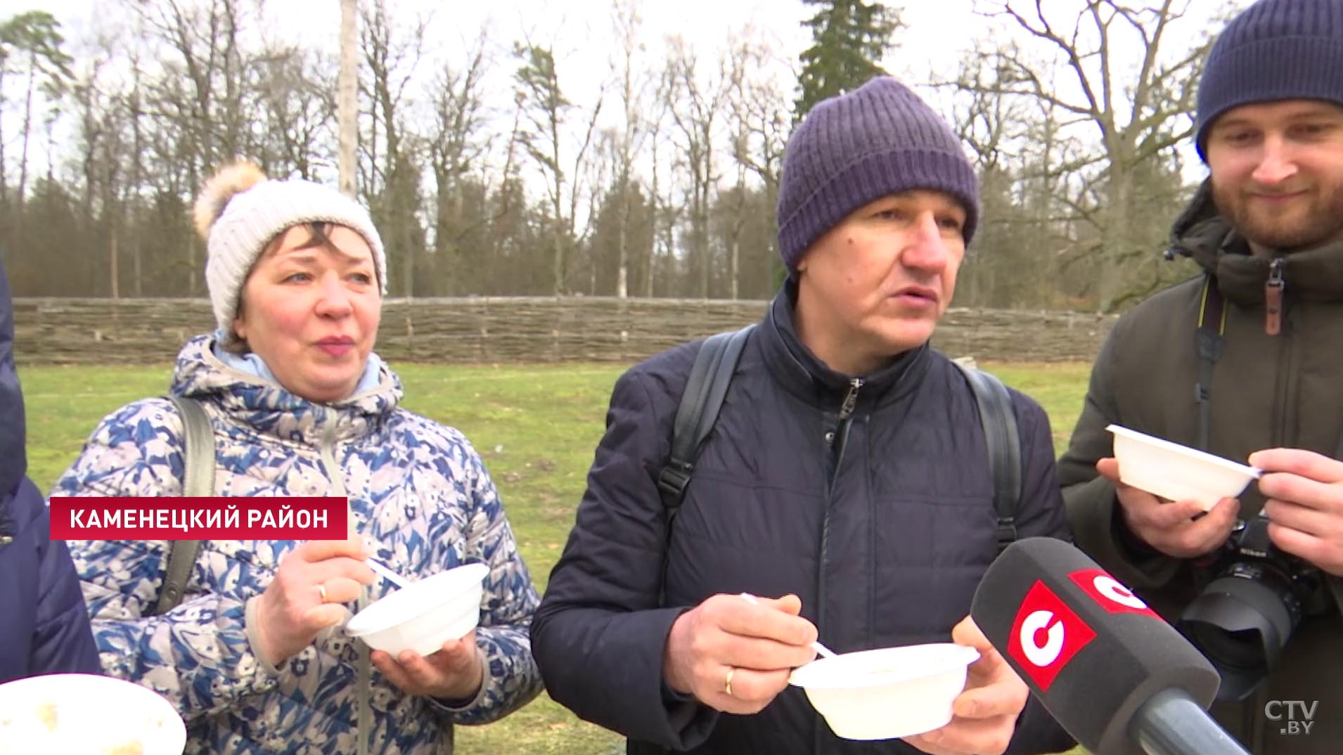 Кебаб из зубрятины и фирменные скоряки. Чем кормили на первом в Беловежской пуще гастрофесте-25