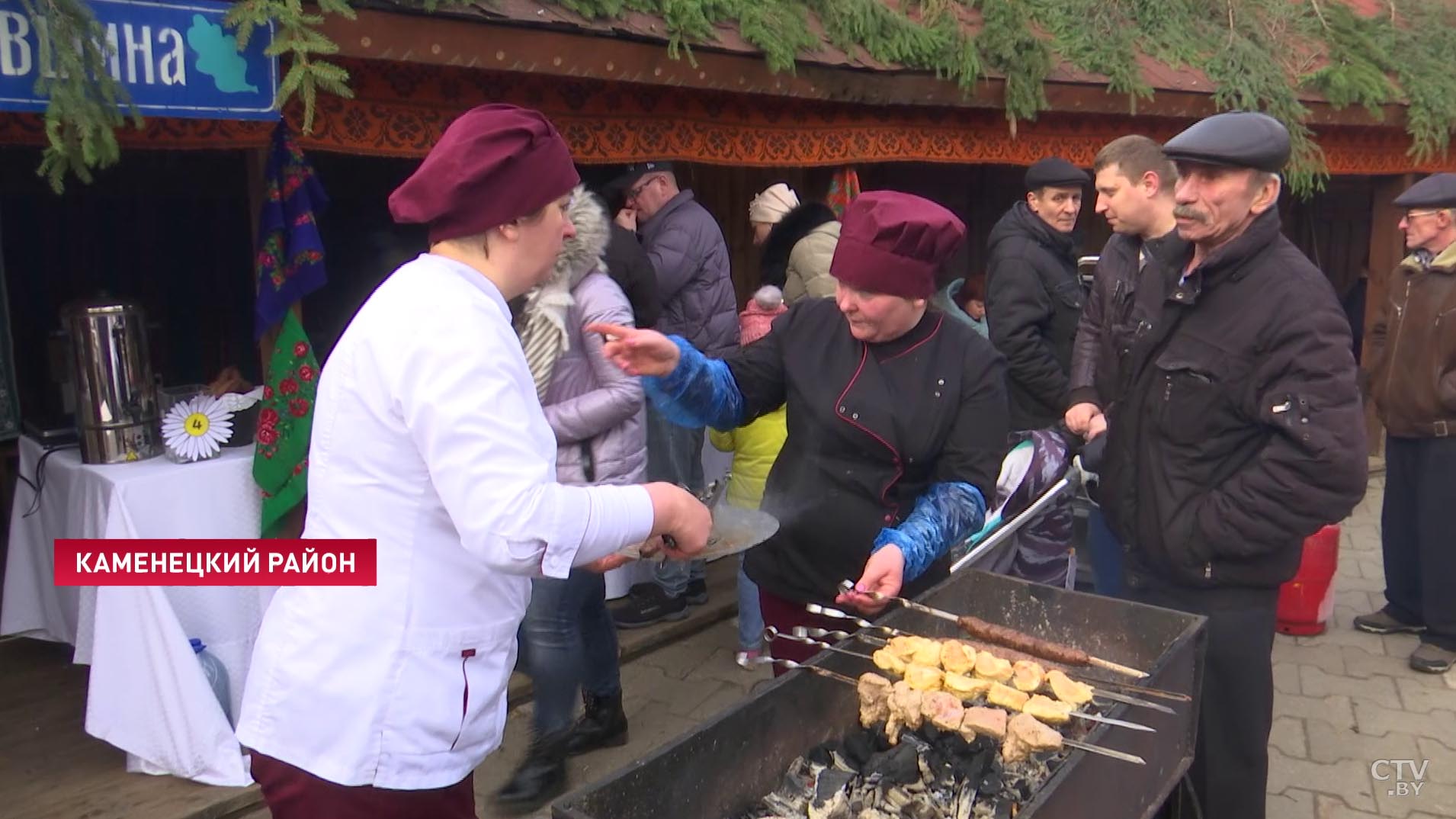 Кебаб из зубрятины и фирменные скоряки. Чем кормили на первом в Беловежской пуще гастрофесте-40