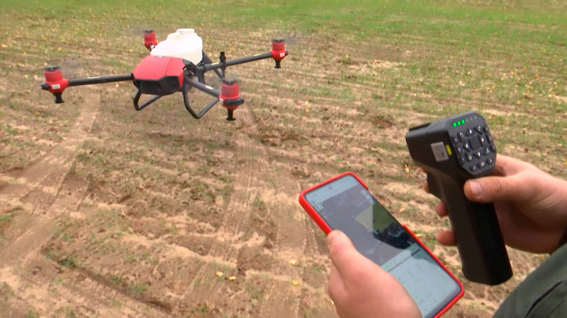 Алтай заинтересовал опыт применения беспилотников в сельском хозяйстве Беларуси