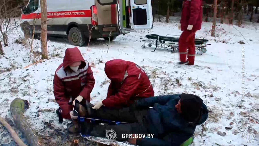 У одного из них перелом ноги. На границе с Польшей снова найдены избитые беженцы-7