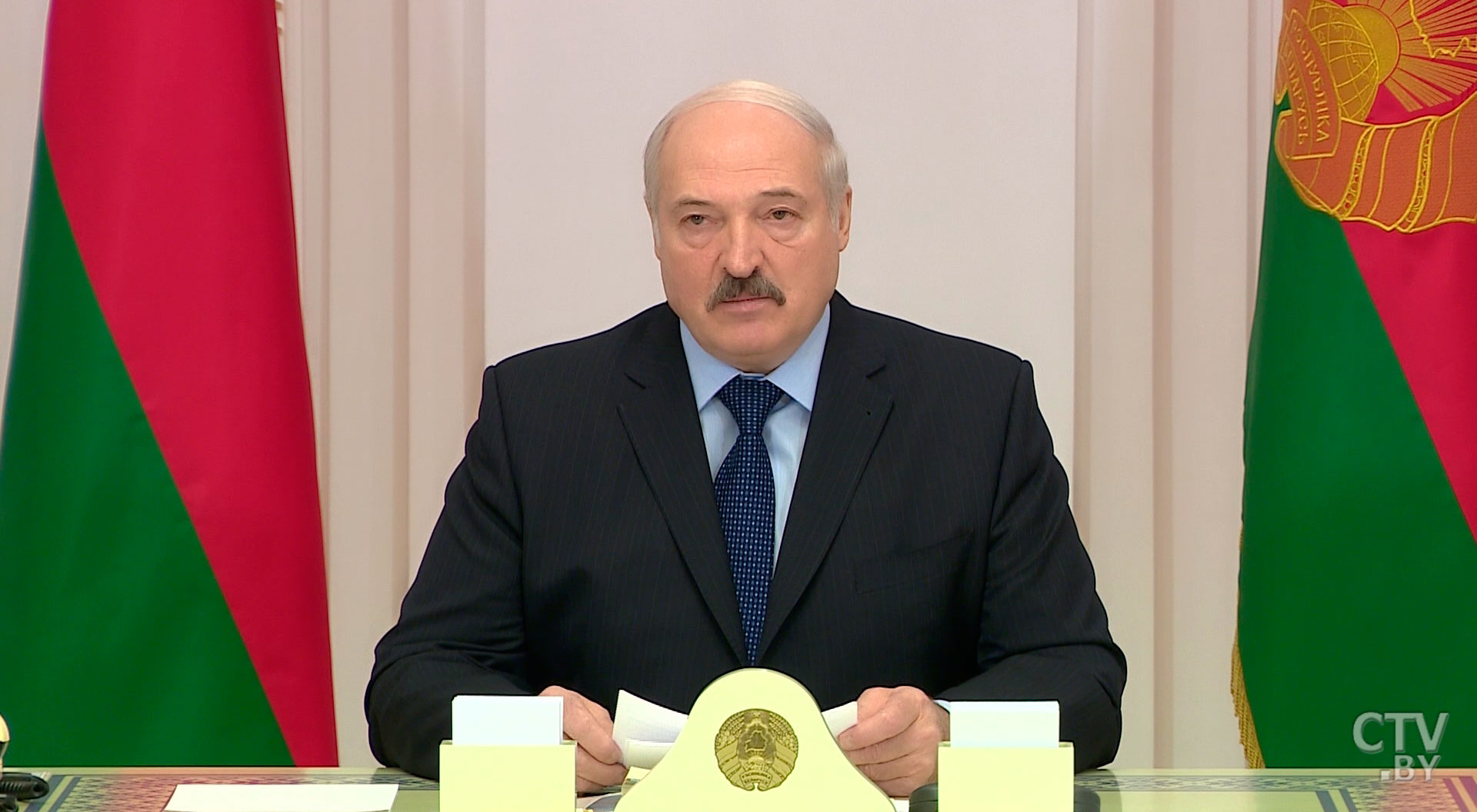 «Не надо было оформлять кучу бумаг, ездить в посольство, подавать документы». Возможности безвиза в Беларуси будут расширяться-19