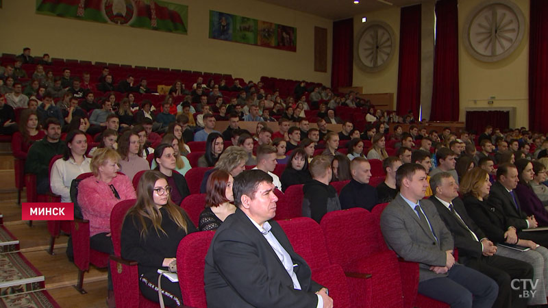 «Я не передумаю». В БГУФК прошёл семинар для будущих тренеров-6