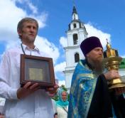 Благодатный огонь от Гроба Господня пронесут по городам Беларуси. Из Минска отправится научно-просветительская экспедиция