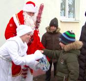 В Жодино для детских домов семейного типа устроили новогоднюю сказку. Побывали в одном из них