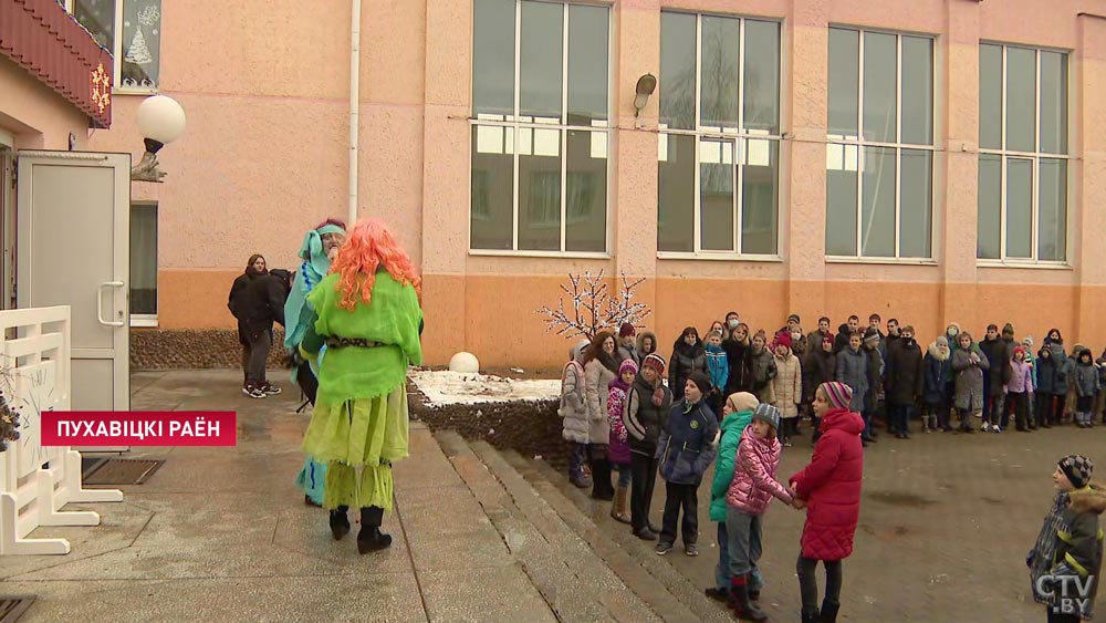 «От чистого сердца мы их хотим поздравить». Трёхдневный марафон добра стартовал в Минской области-1