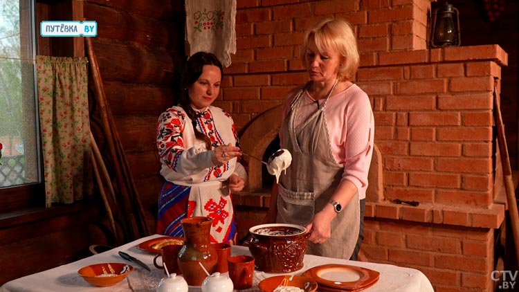 Всё по бабушкиным рецептам. Побывали на мастер-классе приготовления блинов по-вишовски-1