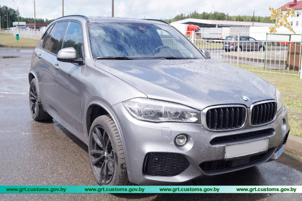 Завод BMW понес убытки на миллион евро из-за двух неадекватных рабочих 